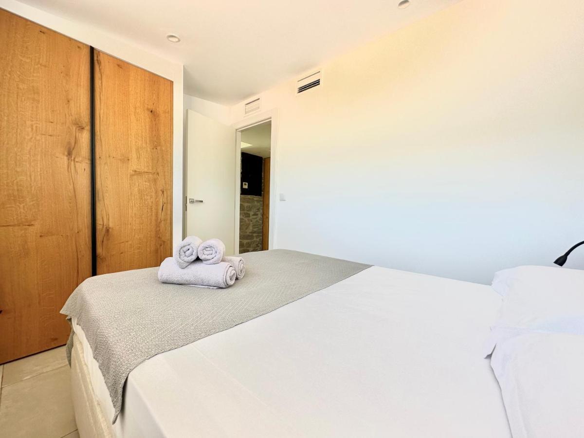 Cala Vadella Beachwalk Suites Экстерьер фото