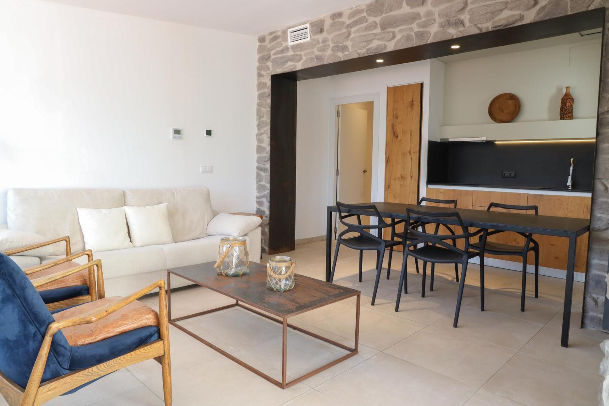 Cala Vadella Beachwalk Suites Экстерьер фото